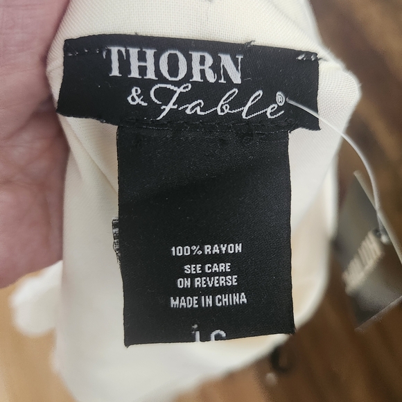 Thorn & Fable Frog Mushroom Blouse Women’s L Long Sleeve Fairy Boho Cottagecore - Picture 12 of 14